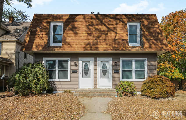 3813 White St SW photos photos