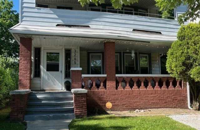 3265 E Overlook Road unit: 2 photos photos