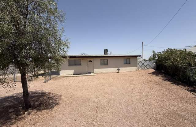 122 W CIRCLE Drive photos photos