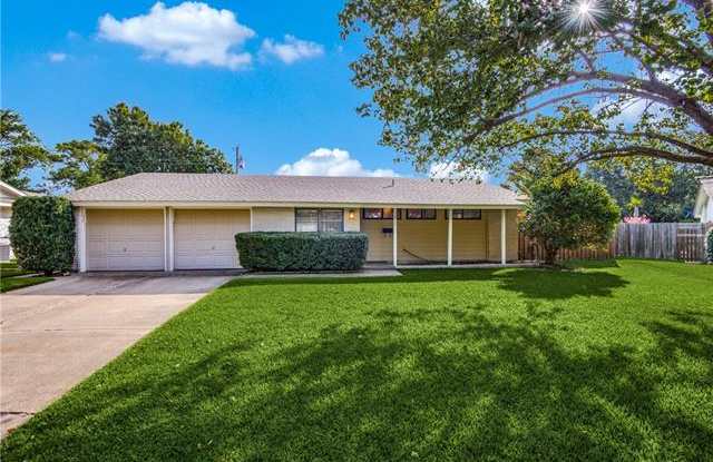 1212 Farnham Court E - 1212 Farnham Ct W, Irving, TX 75062