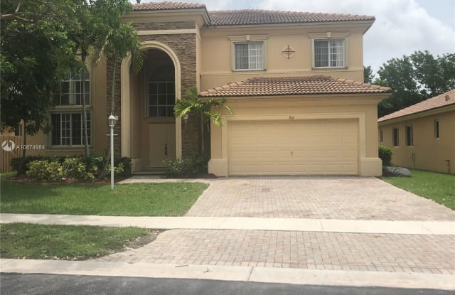 967 NE 36th Ave - 967 NE 36th Ave, Homestead, FL 33033
