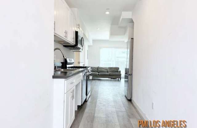 1258 Leighton Avenue Gallery 2