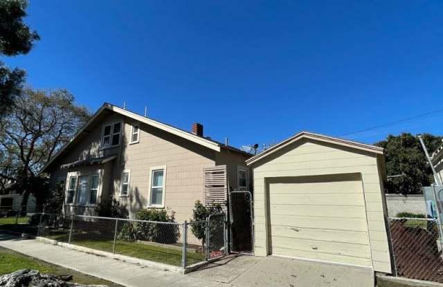 3 Bedroom 1 Bathroom with an Office for Rent in Oxnard Gallery 4