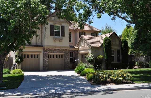 31 Palmer Drive - 31 Palmer Drive, Novato, CA 94949