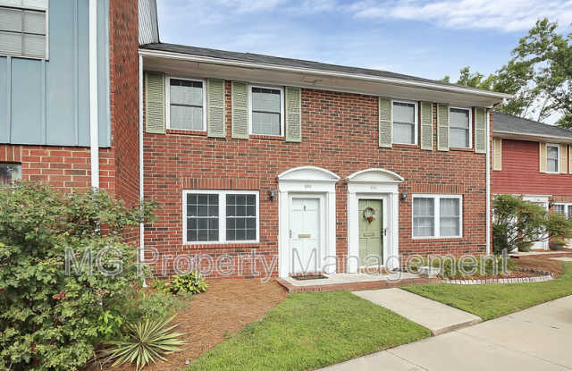 1300 Larchmont Place - 1300 Larchmont Place, Salisbury, NC 28144