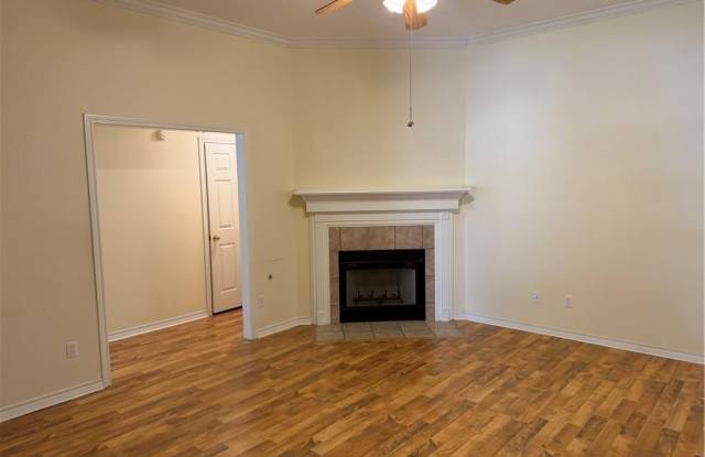 4802 Treadgold Lane Gallery 4