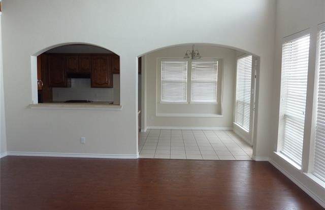 8412 Laughing Waters Trail Gallery 3