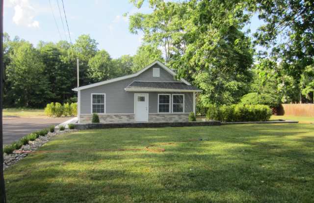 16 B Lasatta Avenue Gallery 3