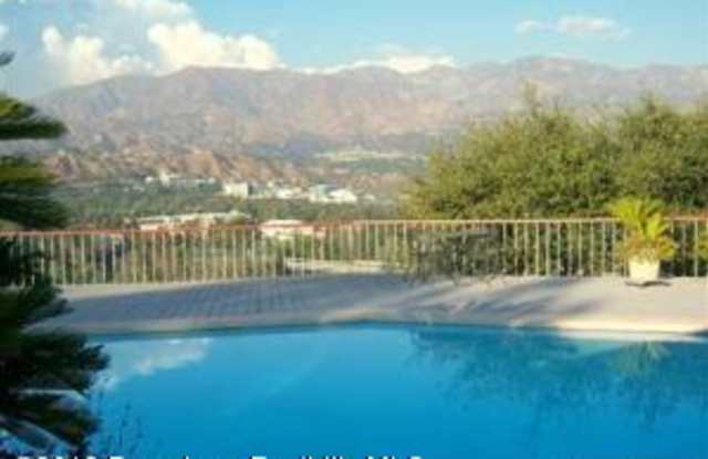 343 Corona Drive - 343 Corona Drive, La Cañada Flintridge, CA 91011