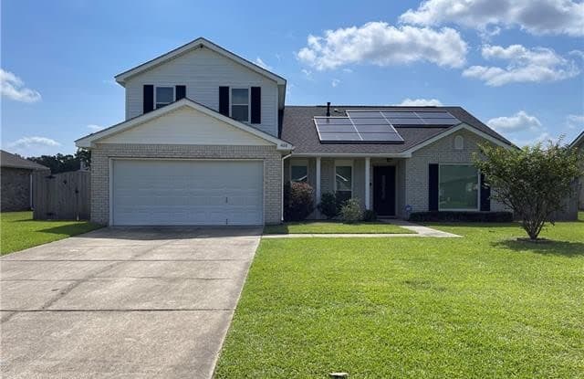 408 SADDLEBROOK Court - 408 Saddlebrook Court, St. Tammany County, LA 70435