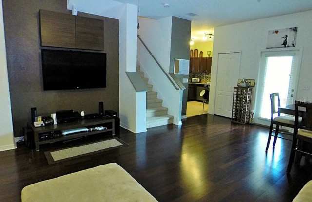 1363 Priory Circle Gallery 3