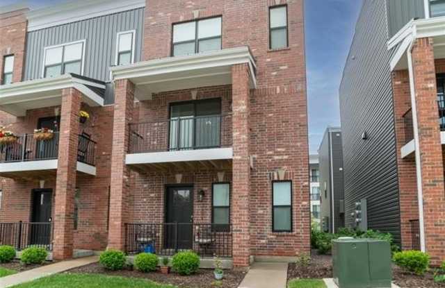 5004 Daggett Avenue photos photos