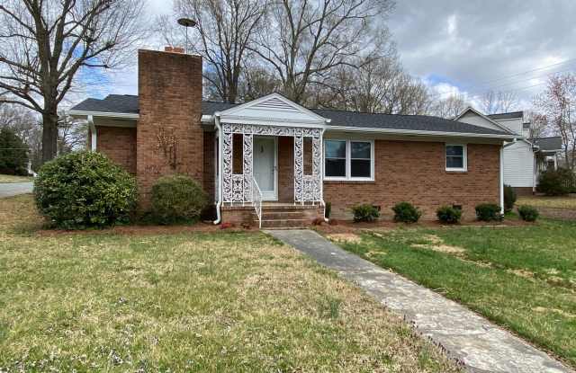 Coming Available July 2025 – Spacious 3BR/1.5BA Home in Burlington photos photos