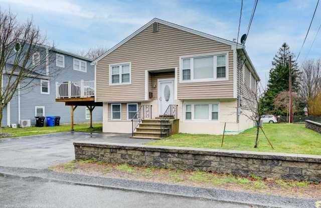 7 Wilbur Avenue photos photos