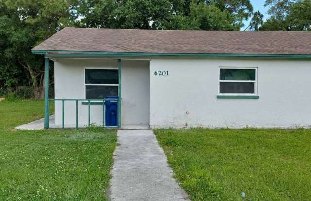 3/2 Duplex in Bradenton photos photos