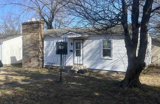 605 Forest Avenue photos photos