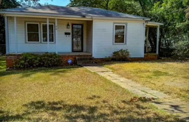 1020 West Ashley Gallery 1
