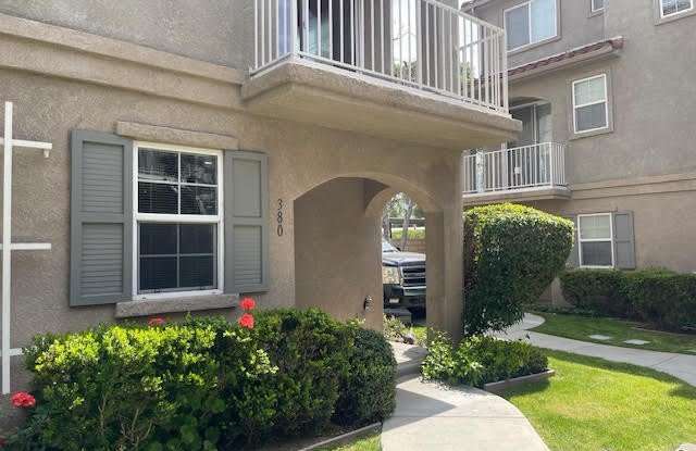 380 Larmon Loop - 380 Larmon Loop, Santa Paula, CA 93060