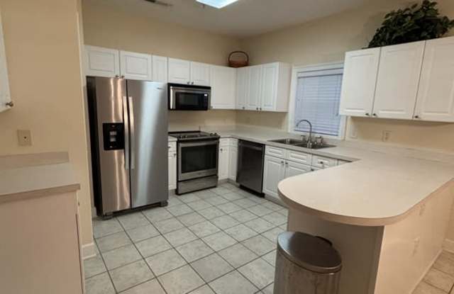 5650 Barefoot Resort Bridge Rd. 122 Gallery 2