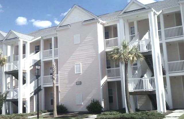 AVAILABLE SOON! 3 BED/2 BATH CONDO IN FOUNTAIN POINTE! FRESHLY PAINTED! photos photos