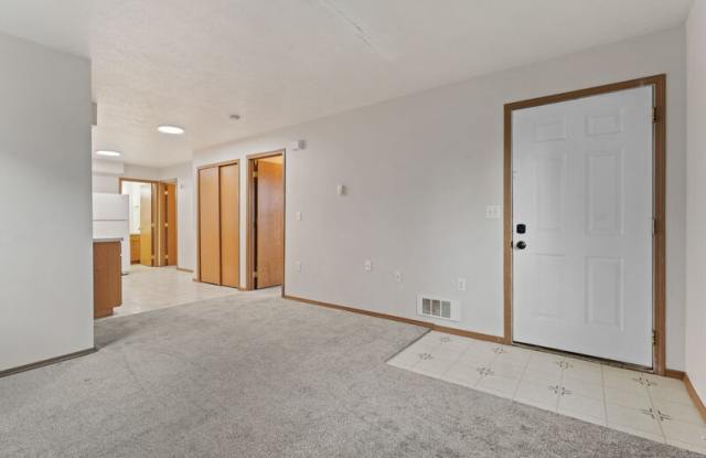 105 West 3rd Street - 1 Gallery 4
