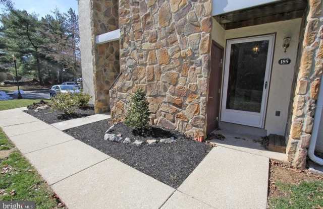 185 VALLEY STREAM CIRCLE photos photos
