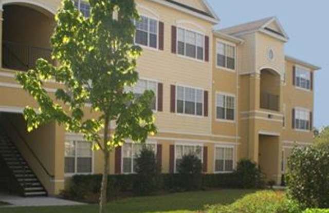 Villa Valencia Spacious 1 Bedroom Near Valencia Community College and 408 - 8103 Lillies Way, Orange County, FL 32825