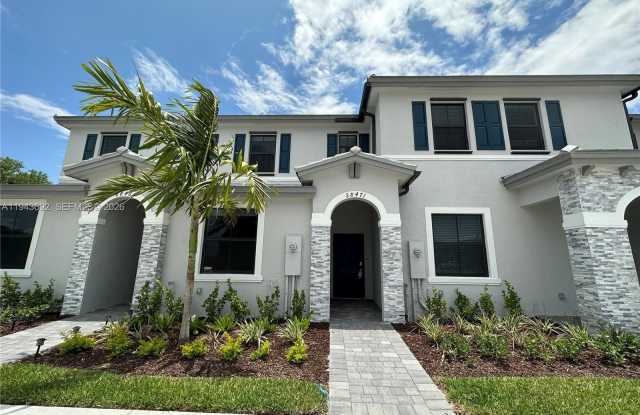 28471 SW 132nd Ct photos photos