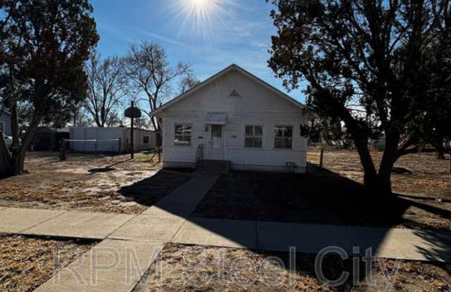 1938 E 6th St photos photos