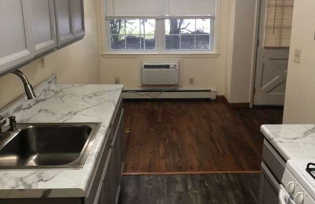 1 Colonial Rd, Unit 125 Gallery 2