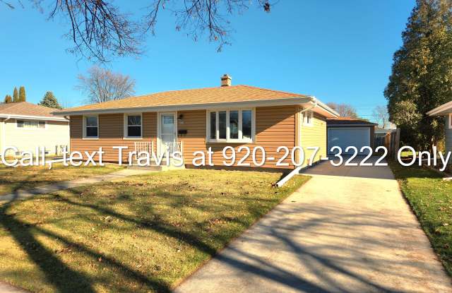 3219 S 10th St - 3219 South 10th Street, Sheboygan, WI 53081