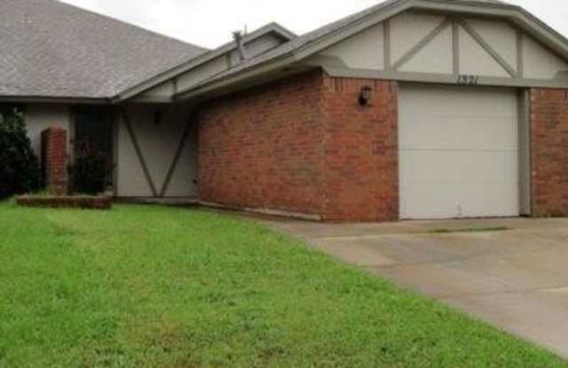 1321 Pennington Avenue photos photos