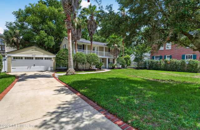 2920 OAK Street photos photos