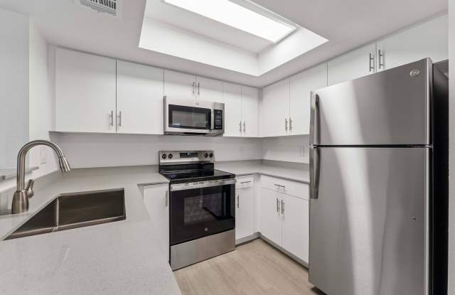 Brook Creek Apartments photos photos