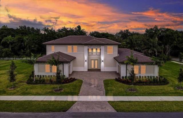 9011 SW 110th Ter - 9011 Southwest 110th Terrace, Kendall, FL 33176 9011 SW 110th Ter - 9011 Southwest 110th Terrace, Kendall, FL 33176