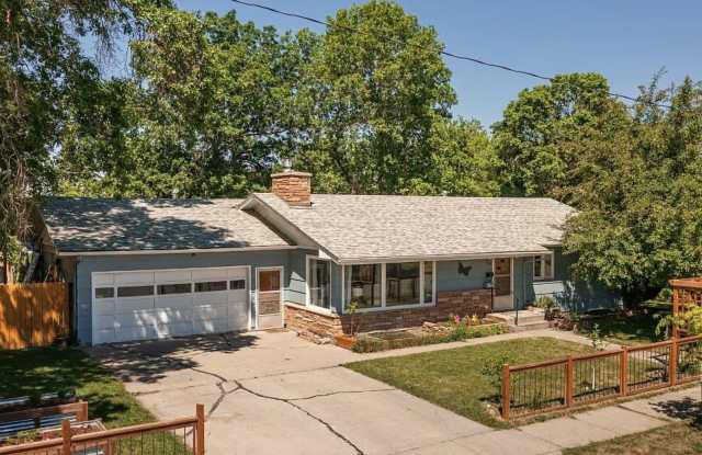 Spacious 5 Bedroom Home for Lease Close to Downtown Bozeman photos photos