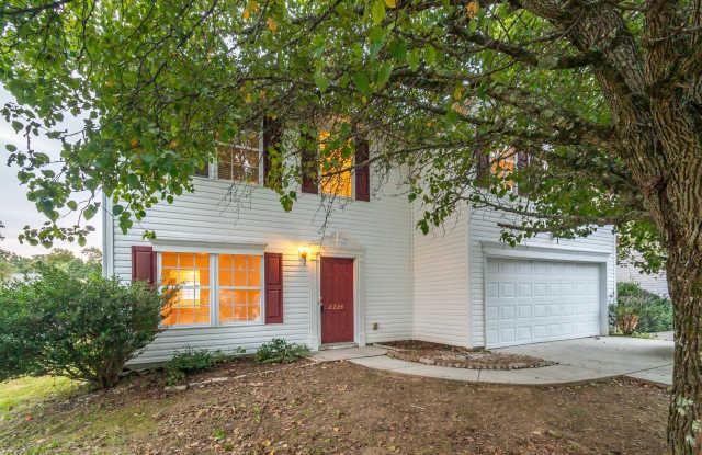 Spacious Home with Oversized Bedrooms  Open Layout! - 2226 Highland Park Drive, Charlotte, NC 28269