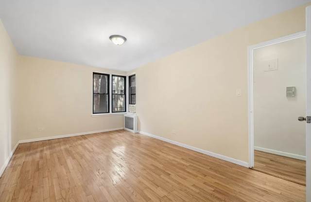 116 Riverway Apt 14 photos photos