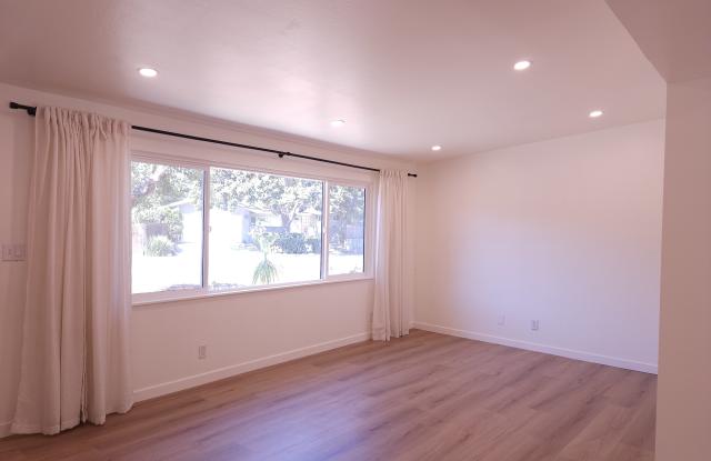 570 Apple Grove Lane Gallery 3