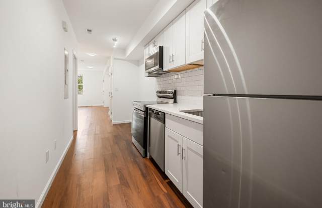 1838 C Street SE Gallery 4