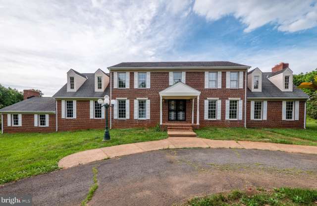 22778 EVERGREEN MILLS ROAD Gallery 3