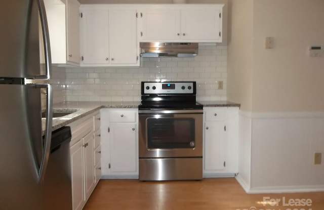 5022 Brooktree Drive Gallery 3