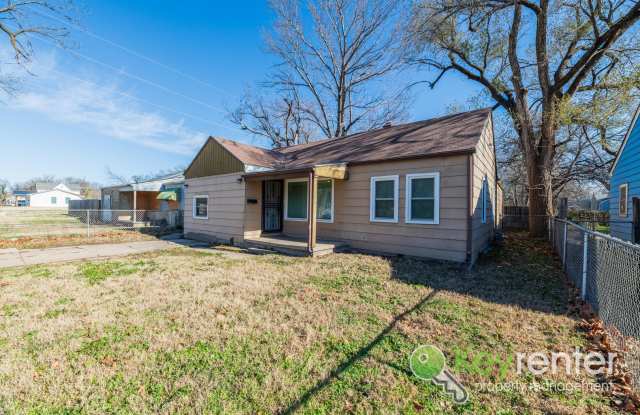 Beautifully Updated 3-Bedroom Home in Central Wichita! - 912 North Green Street, Wichita, KS 67214