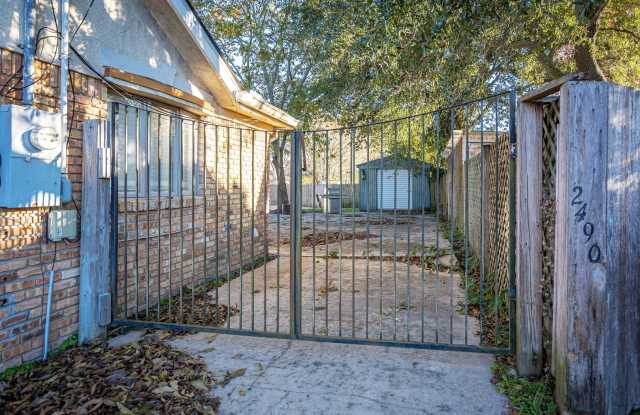 3 Bedroom 2 Bath Back Bay Luxury Rental Home photos photos