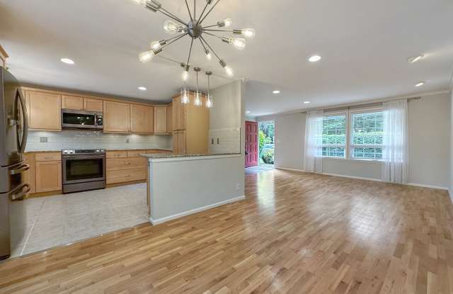 2806 161st Avenue Southeast photos photos