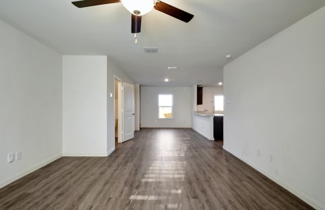 15131 Harbor Lndg Gallery 4