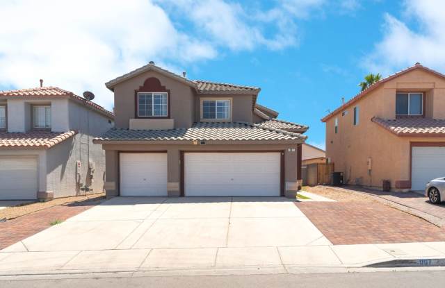 Spacious Home with 3-Car Garage! photos photos