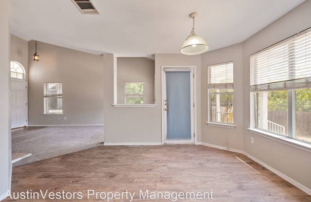17409 Casa Piedra Place Gallery 4