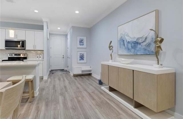 12973 Pembroke Dr Gallery 4