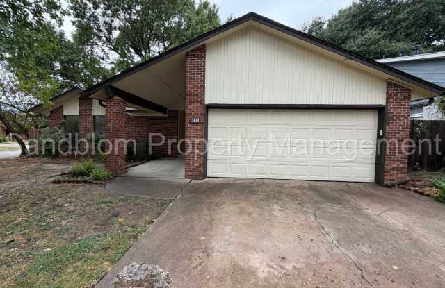 For Lease | Jenks| Available Now! Gallery 1